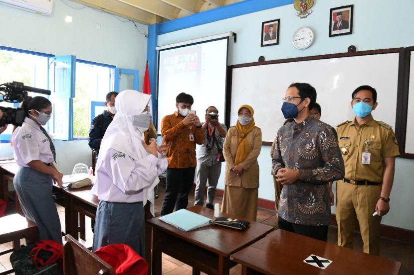 Nadiem Memohon: Selamatkan Anak Kita dari Learning Loss