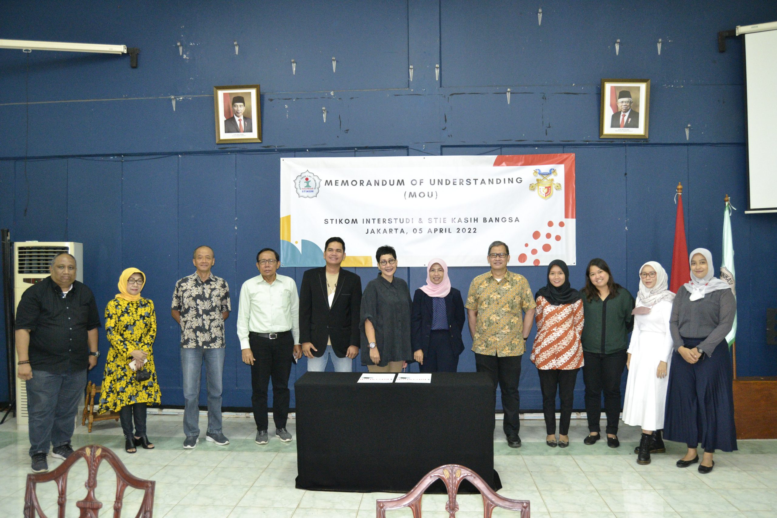 STIE Kasih Bangsa dengan STIKOM Inter Studi Menandatangani Kerja Sama MoU